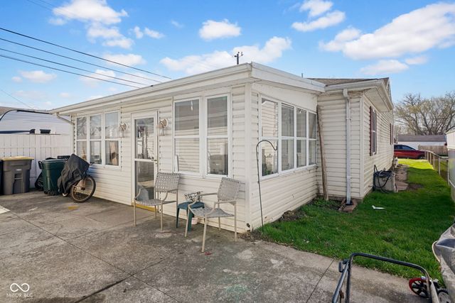 221 Bush Street, Seymour, IN 47274