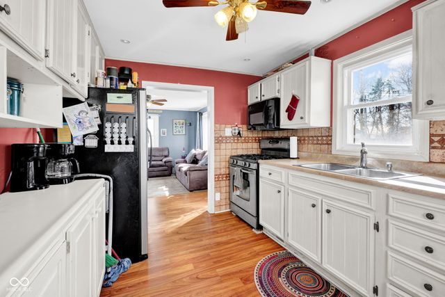 221 Bush Street, Seymour, IN 47274