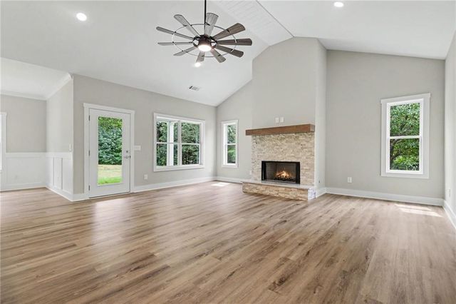 6740 Little Whistle Way, Clermont, GA 30527