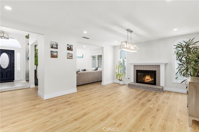 20082 Mayport Lane, Huntington Beach, CA 92646