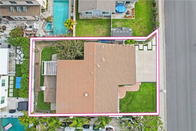 20082 Mayport Lane, Huntington Beach, CA 92646