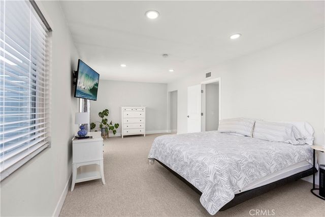 20082 Mayport Lane, Huntington Beach, CA 92646