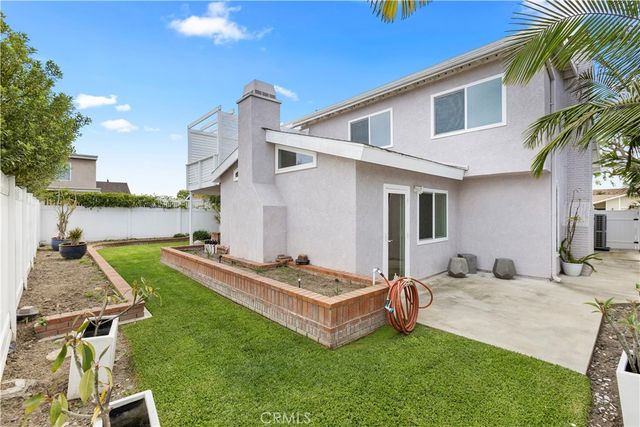 20082 Mayport Lane, Huntington Beach, CA 92646