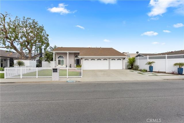 20082 Mayport Lane, Huntington Beach, CA 92646
