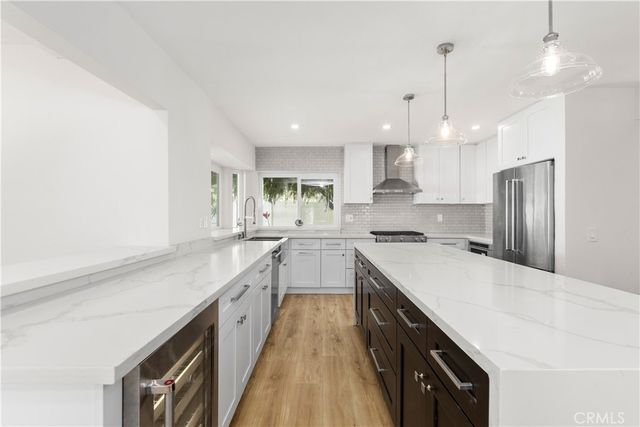 20082 Mayport Lane, Huntington Beach, CA 92646
