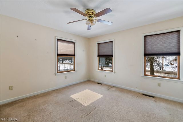 12224 Hoover Avenue NW, Uniontown, OH 44685