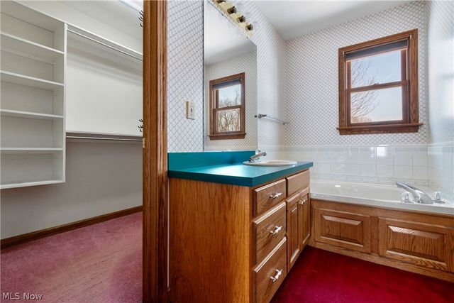 12224 Hoover Avenue NW, Uniontown, OH 44685