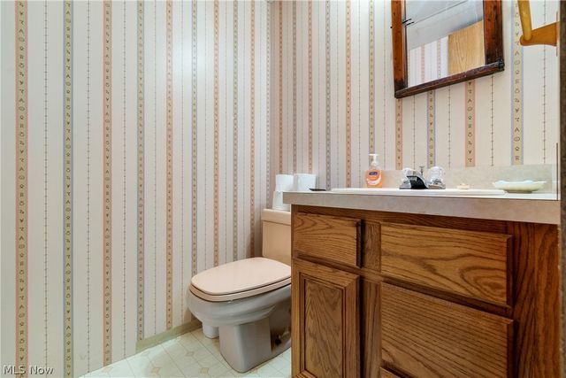 12224 Hoover Avenue NW, Uniontown, OH 44685