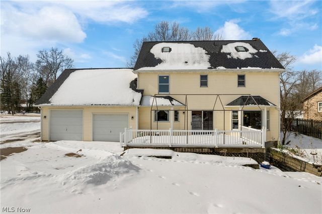 12224 Hoover Avenue NW, Uniontown, OH 44685