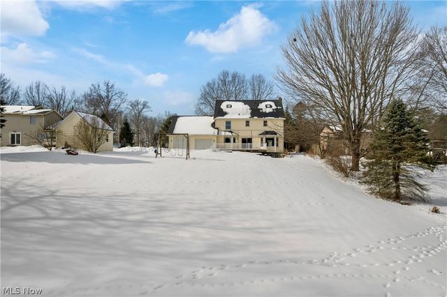 12224 Hoover Avenue NW, Uniontown, OH 44685