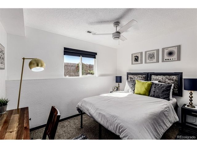 19044 E 16th Ave, Aurora, CO 80011