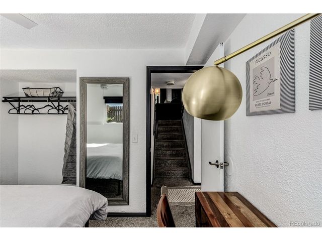 19044 E 16th Ave, Aurora, CO 80011