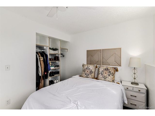 19044 E 16th Ave, Aurora, CO 80011