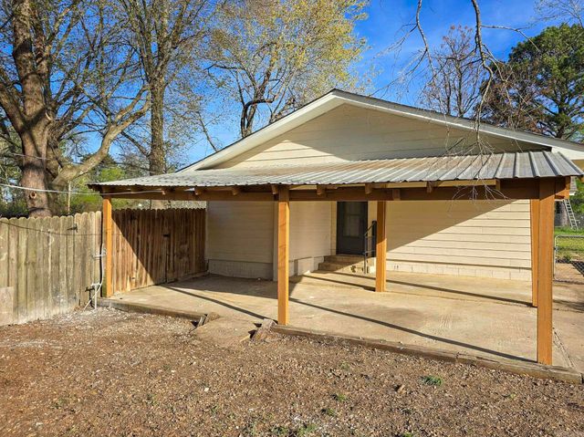 8201 Camelia, Benton, AR 72019