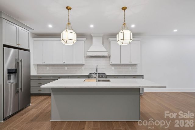 2311 Chateau Court, Matthews, NC 28105