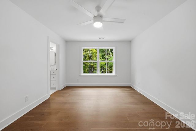 2311 Chateau Court, Matthews, NC 28105