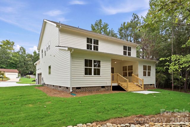2311 Chateau Court, Matthews, NC 28105