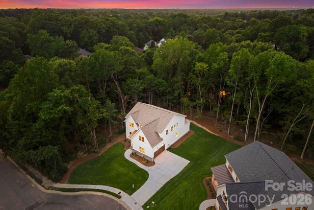 2311 Chateau Court, Matthews, NC 28105