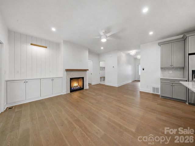 2311 Chateau Court, Matthews, NC 28105