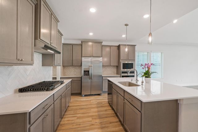 832 Sarasota Shore Drive, Katy, TX 77493