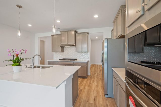 832 Sarasota Shore Drive, Katy, TX 77493
