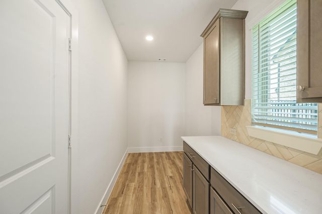 832 Sarasota Shore Drive, Katy, TX 77493