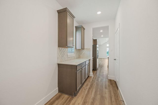 832 Sarasota Shore Drive, Katy, TX 77493