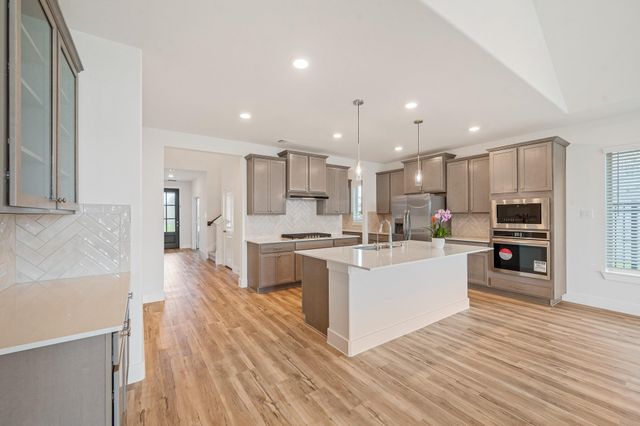 832 Sarasota Shore Drive, Katy, TX 77493