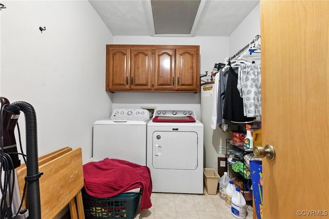 1647 Winona Park Dr, West Point, VA 23181
