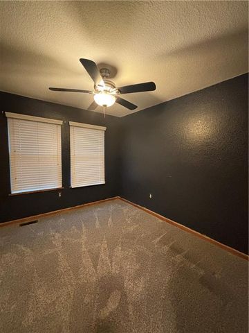 420 Rees Street, Leavenworth, KS 66048