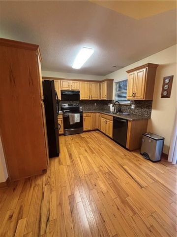 420 Rees Street, Leavenworth, KS 66048