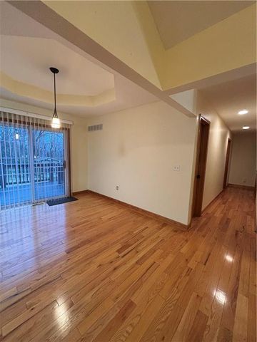 420 Rees Street, Leavenworth, KS 66048