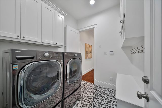 1236 Chamboard Lane, Houston, TX 77018