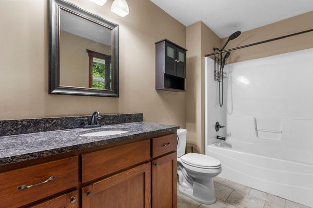 20945 Catalina Way, Farmington, MN 55024
