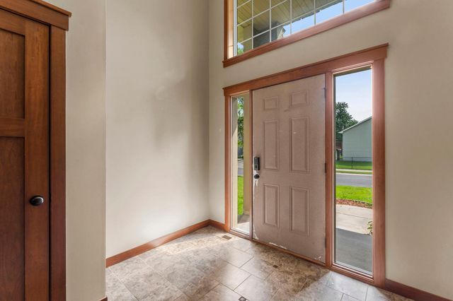 20945 Catalina Way, Farmington, MN 55024