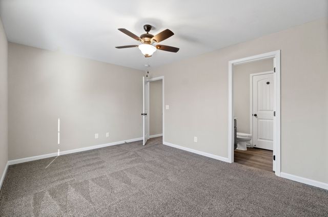1136 Ziva Ln Apt C, Clarksville, TN 37040