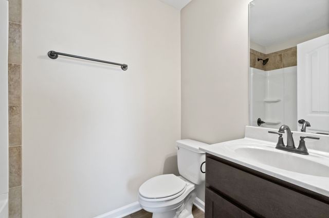 1136 Ziva Ln Apt C, Clarksville, TN 37040