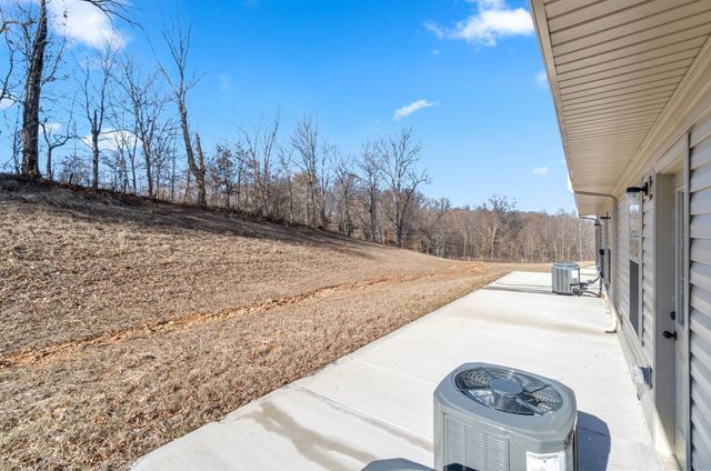 1136 Ziva Ln Apt C, Clarksville, TN 37040