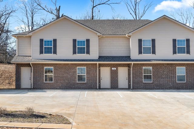 1136 Ziva Ln Apt C, Clarksville, TN 37040