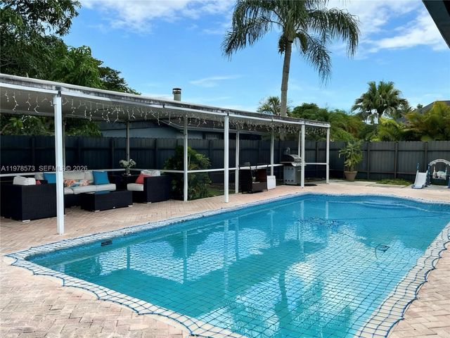 11104 SW 139th Ct 0, Miami, FL 33186