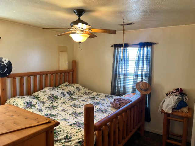 10694 Kentucky 90, Monticello, KY 42633