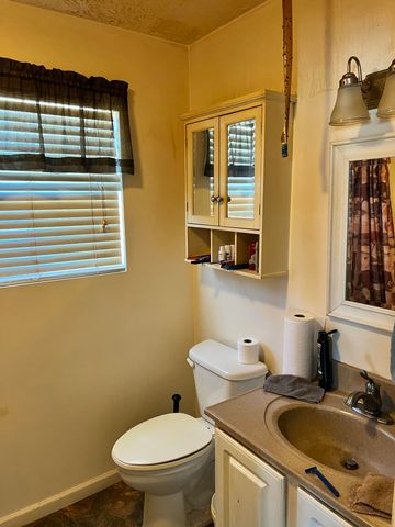 10694 Kentucky 90, Monticello, KY 42633