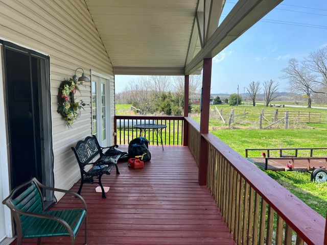 10694 Kentucky 90, Monticello, KY 42633