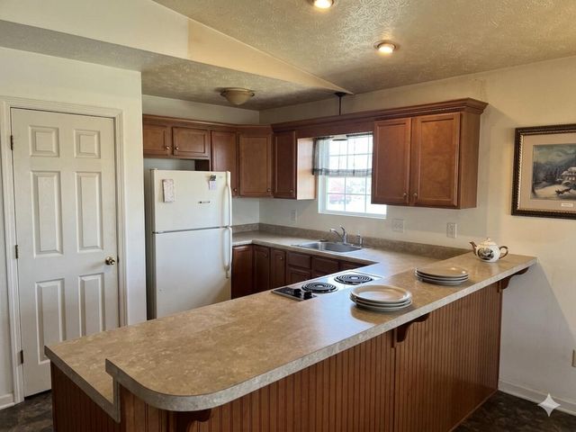 10694 Kentucky 90, Monticello, KY 42633