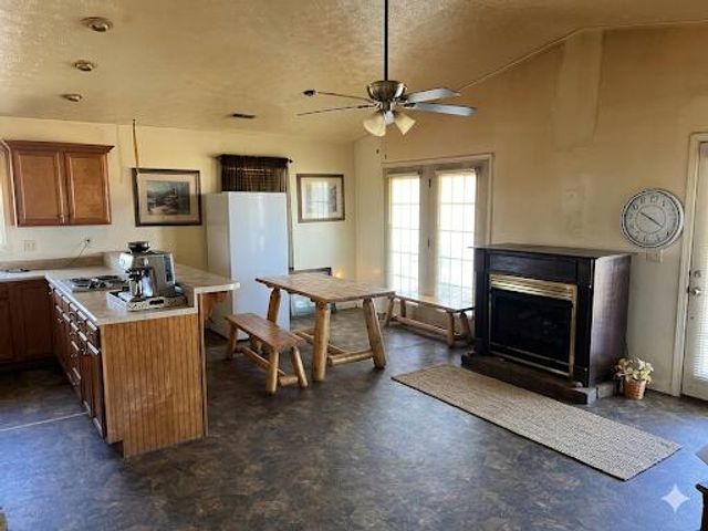 10694 Kentucky 90, Monticello, KY 42633