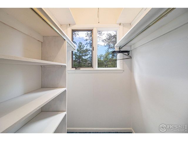 1141 Wallace Ln, Estes Park, CO 80517