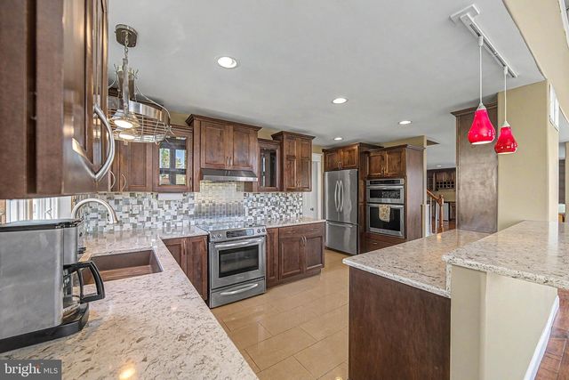205 HARBOR DR, Egg Harbor Township, NJ 08234