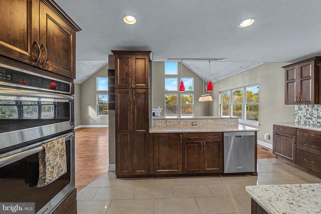 205 HARBOR DR, Egg Harbor Township, NJ 08234
