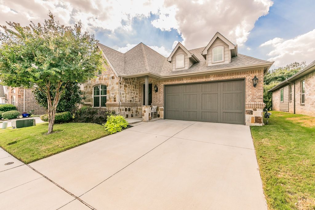 313 Elkhorn Trail, Keller, TX 76248 — exterior