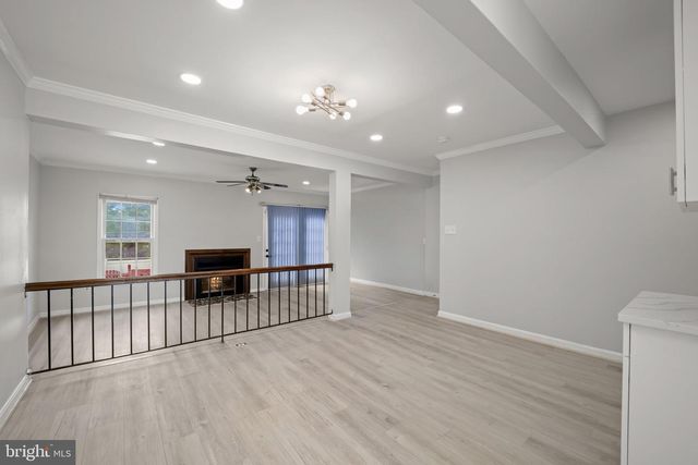 5943 SURRATTS VILLAGE DR, Clinton, MD 20735